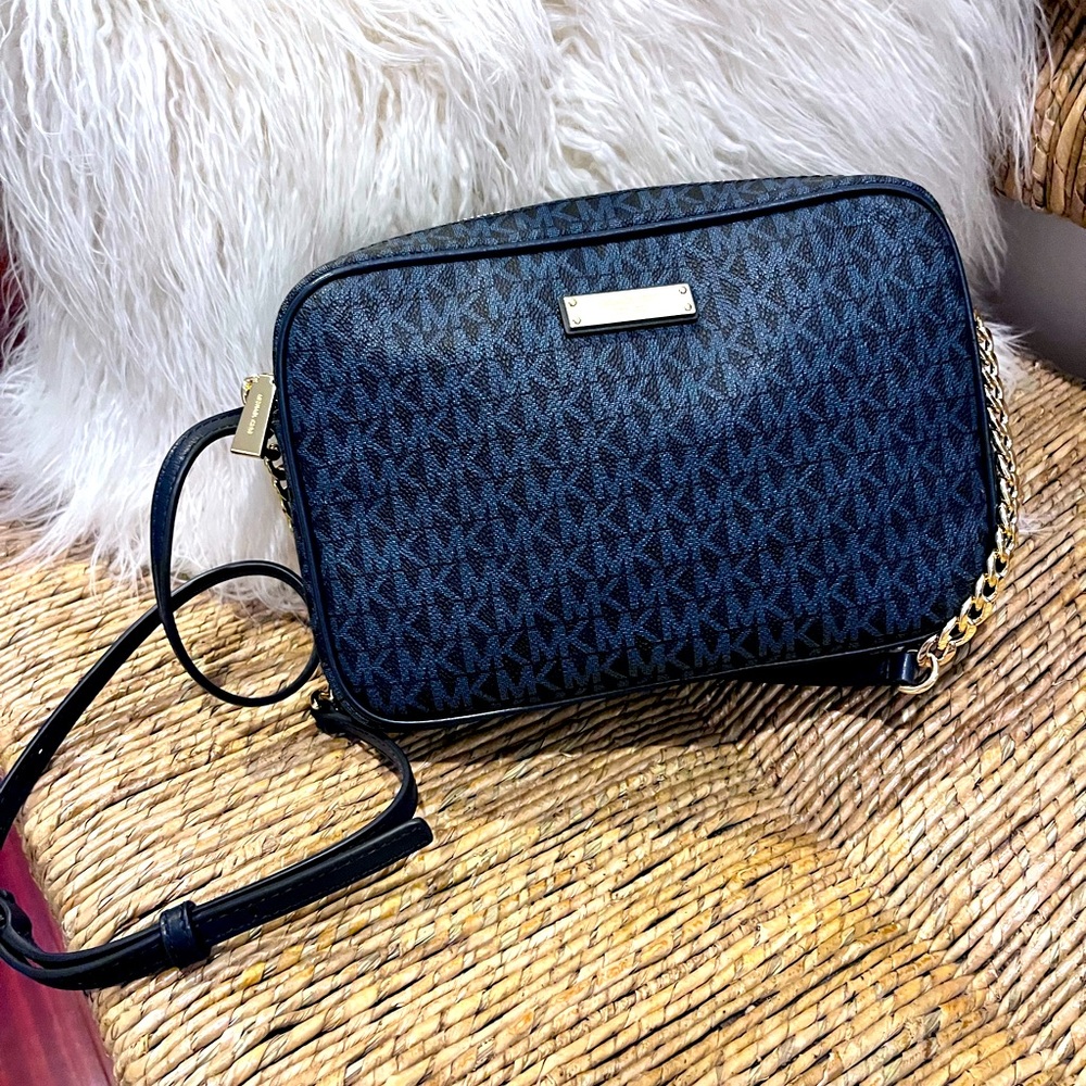 Michael Kors NWT Purse and wallet